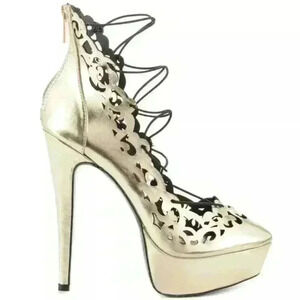 NIB LFL Lust for Life Women's L-Primp Gold Cut-Out Platform Stilleto Heels Sz 9